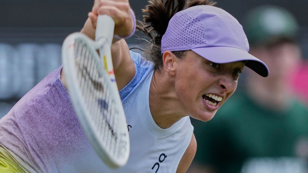 Swiatek routs Paolini in Hamburg, to face Pegula in final