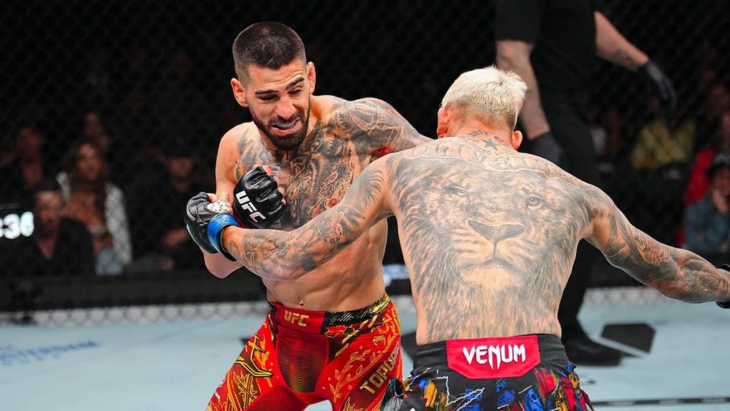 Ilia Topuria vs Charles Oliveira full fight video highlights