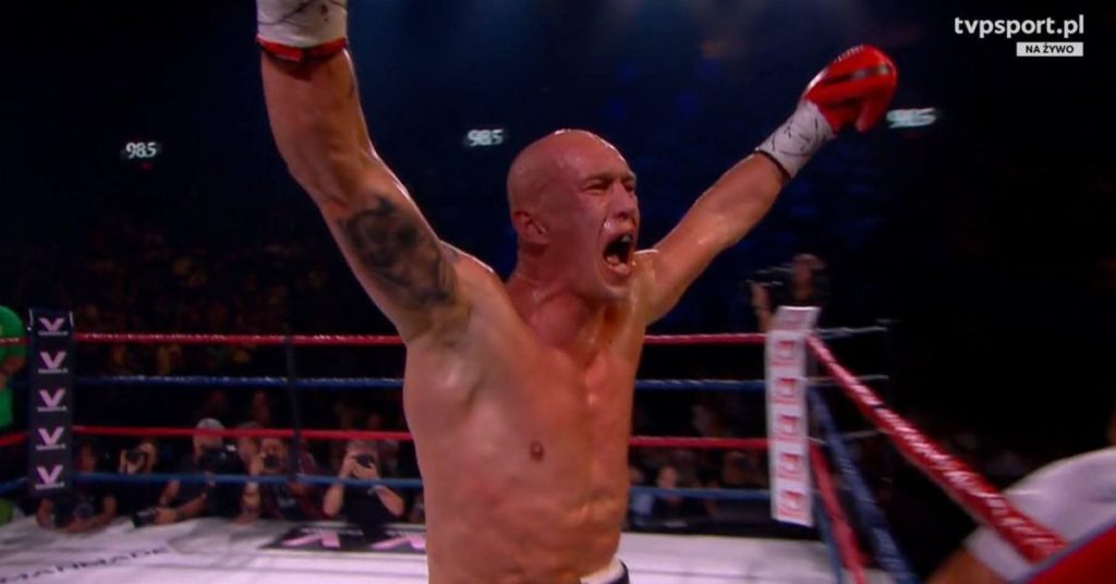 Cieslak batters Pascal for interim WBC cruiserweight title Cieslak batters Pascal for interim WBC cruiserweight title
