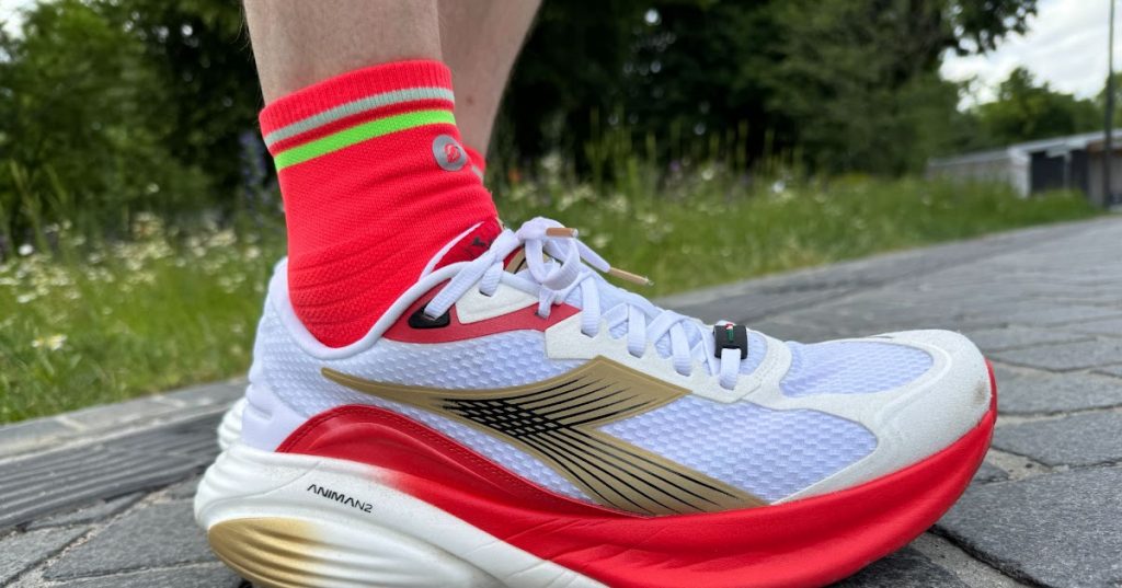 Testbericht: Diadora Atomo Star – Italienische Handwerkskunst trifft auf moderne Laufschuhtechnologie (German) Testbericht: Diadora Atomo Star – Italienische Handwerkskunst trifft auf moderne Laufschuhtechnologie (German)