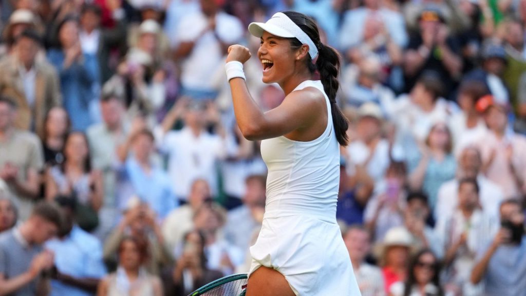 Raducanu shows great form in beating Wimbledon champion Vondrousova
