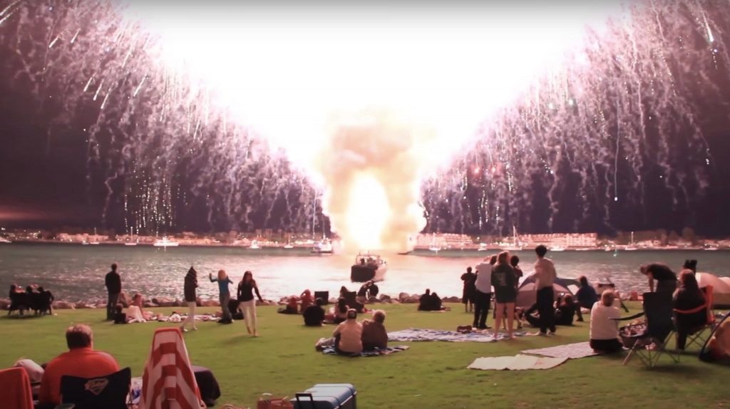 Remembering San Diego’s Legendary Firework Mishap (17 Minutes of Fireworks In 30 Seconds) Remembering San Diego’s Legendary Firework Mishap (17 Minutes of Fireworks In 30 Seconds)