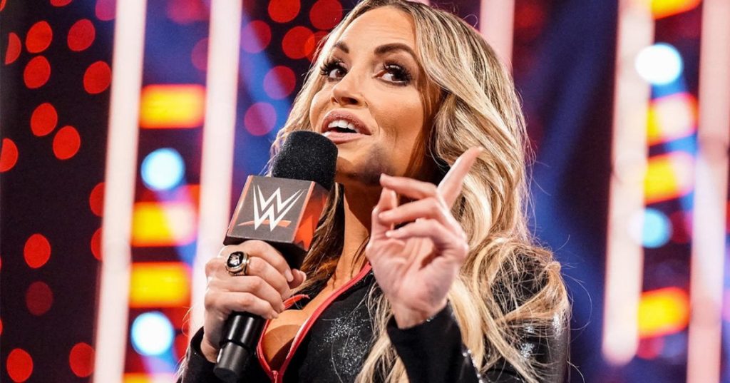 Trish Stratus Returns On WWE SmackDown, Evolution Match Revealed