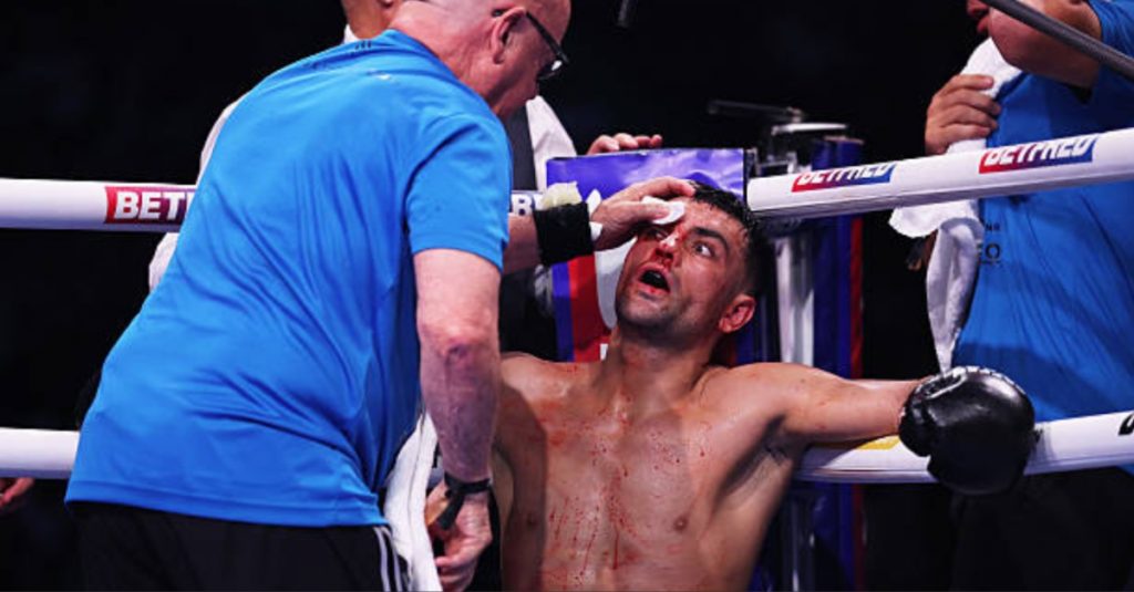 Jack Catterall-Harlem Eubank Fight Cut Short by Brutal Clash of Heads in Round 6 – Catterall vs. Eubank Highlights