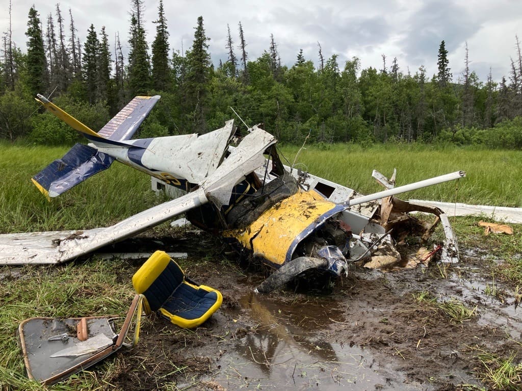 4 Survive Floatplane Crash in Katmai National Park 4 Survive Floatplane Crash in Katmai National Park