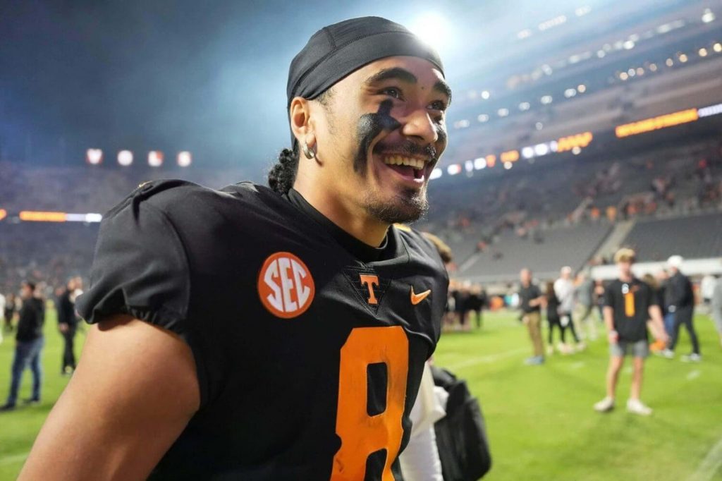 How high should Arch Manning be? What about Nico Iamaleava? Our biggest CFB QB Tiers debates