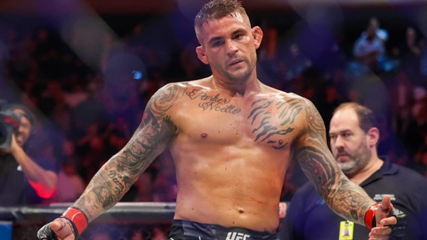 Max Holloway retires Dustin Poirier at UFC 318, retains BMF