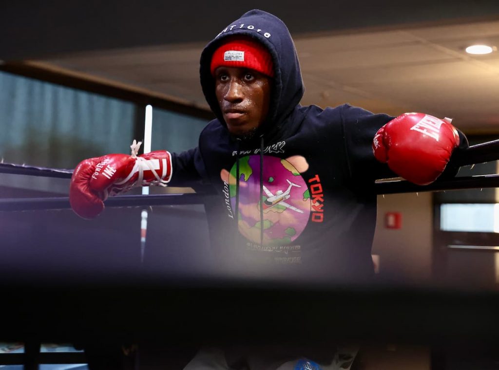 Video: Bruce Carrington and Emiliano Vargas train for boxing fights at MSG