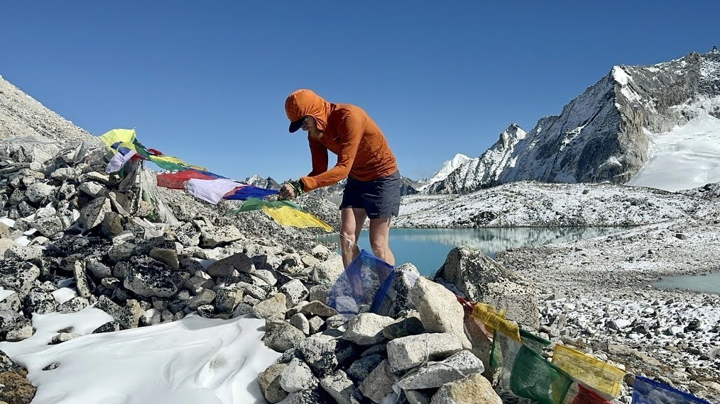 Ask the Pro: Running With Joy, Headlamp Choice, When to Walk, and More