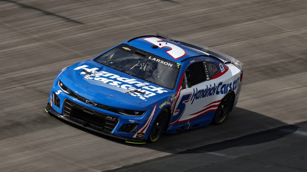 Dale Earnhardt Jr. Believes Dover Could Be the Ignition for Kyle Larson to End Summer Struggles