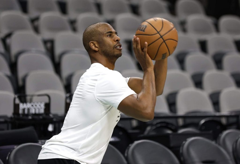 Chris Paul returns to familiar place with Clippers but in different role: 'I'm still in it'