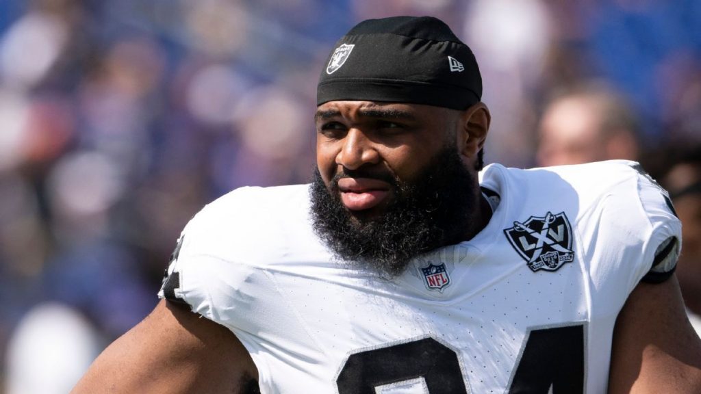 Source: Raiders player offended by Wilkins' kiss Source: Raiders player offended by Wilkins' kiss