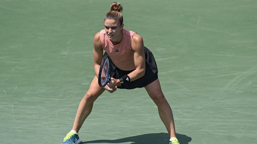 Sakkari splits with coach after 6 years together