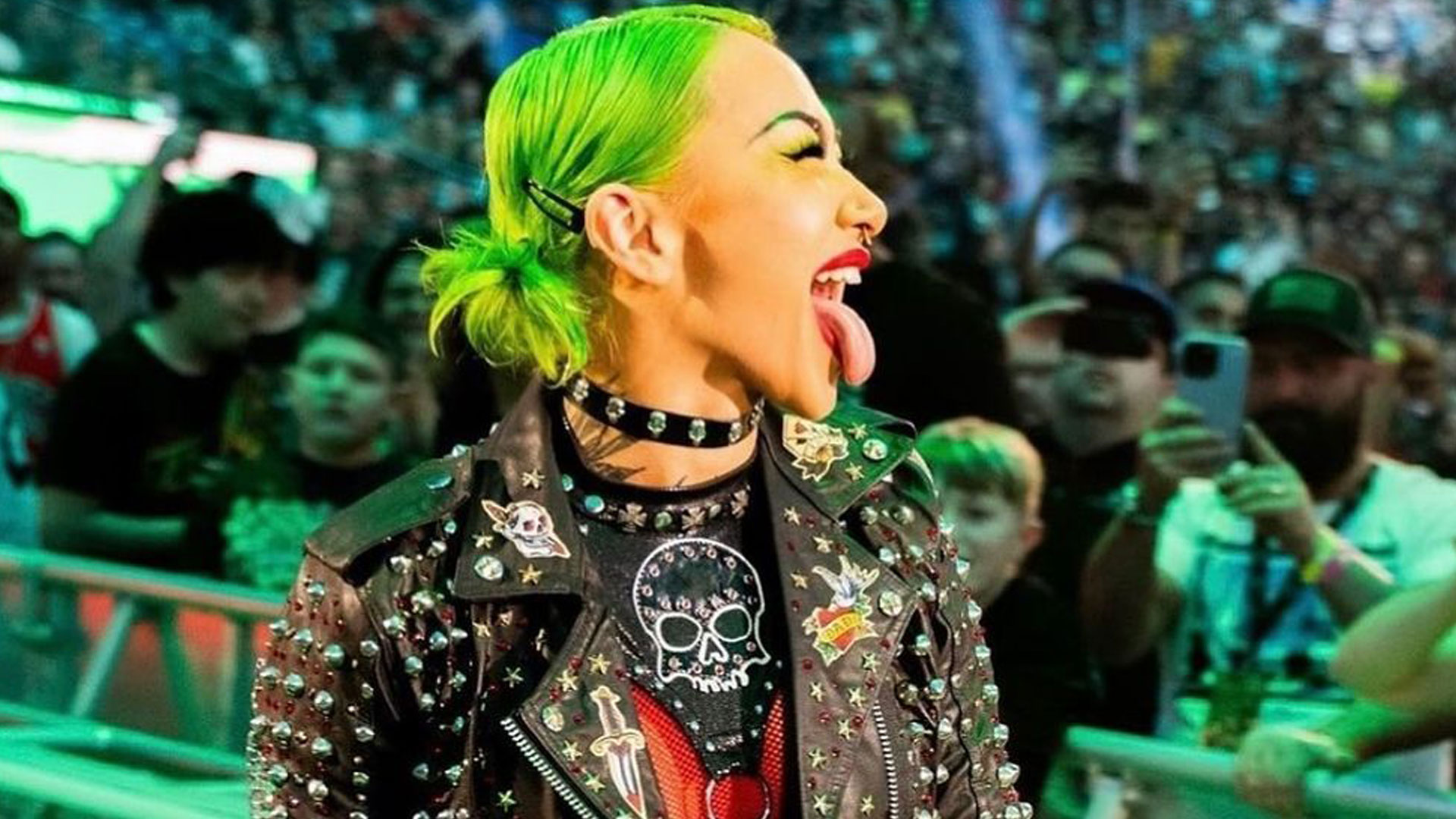 WWE star suffers serious injury as match is forced to be stopped following ‘freak accident’ during NXT taping