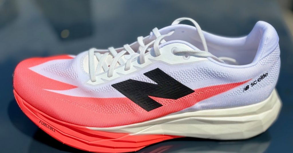 Test des New Balance FuelCell Elite v5: une franche évolution (French) Test des New Balance FuelCell Elite v5: une franche évolution (French)