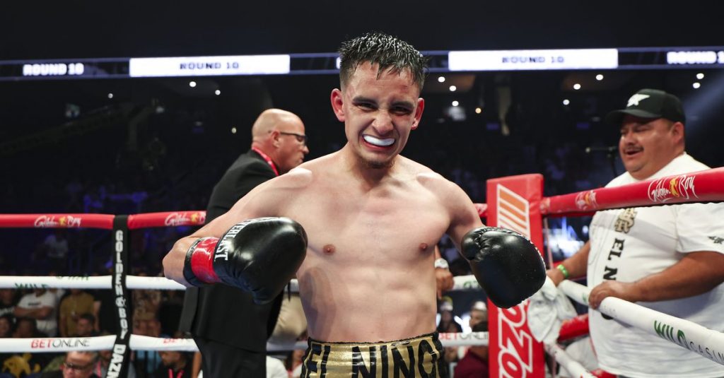 Rankings: Sandoval new top dog at bantamweight, Pacquiao, Usyk, more