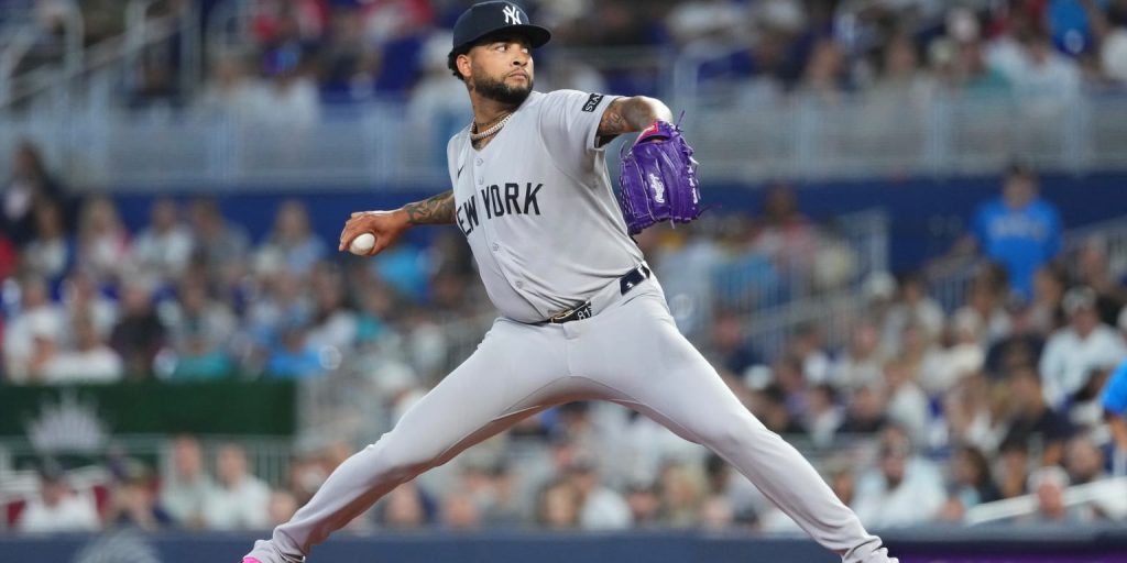 Yanks steadfast that better times are ahead after going winless in Miami Yanks steadfast that better times are ahead after going winless in Miami