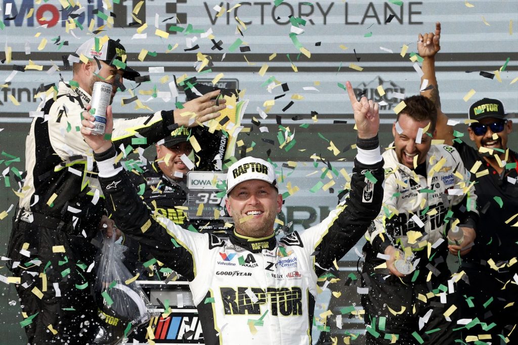 RECAP: William Byron Saves Enough Fuel for a Tense NASCAR Cup Series Victory at Iowa RECAP: William Byron Saves Enough Fuel for a Tense NASCAR Cup Series Victory at Iowa