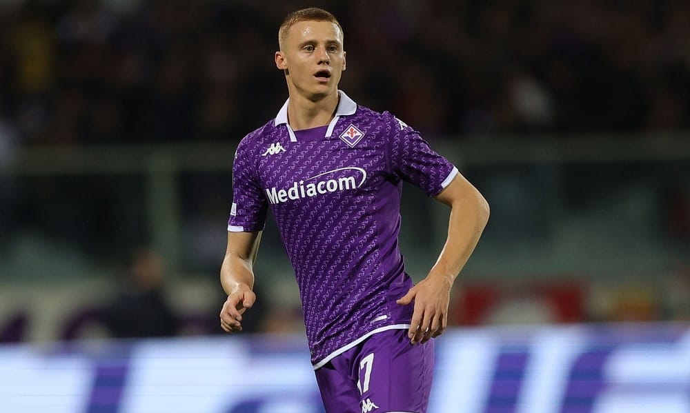 Man Utd now eyeing swoop to sign 'extraordinary' star, £34m deal possible this summer – journo