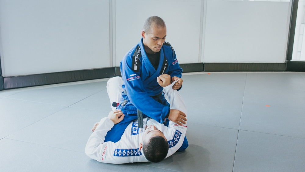 7 Must Know BJJ Techniques For Any Self-Defense Situation 7 Must Know BJJ Techniques For Any Self-Defense Situation