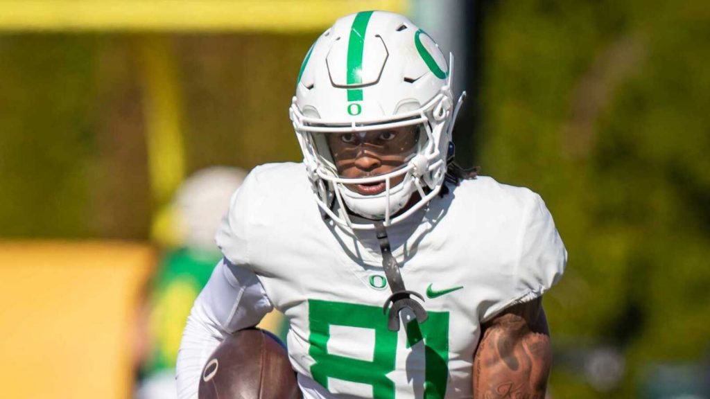 Former Oregon WR's career may have new life after transfer decision