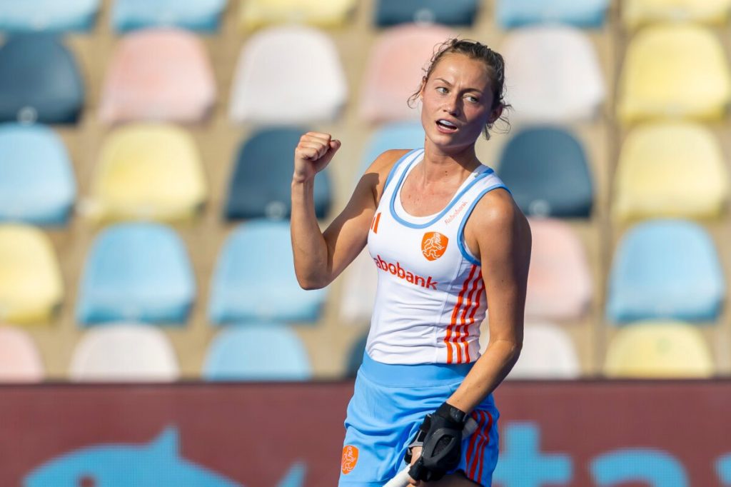 Netherlands: Veen scores with thumb brace: ‘Had no strength four weeks ago’ Netherlands: Veen scores with thumb brace: ‘Had no strength four weeks ago’