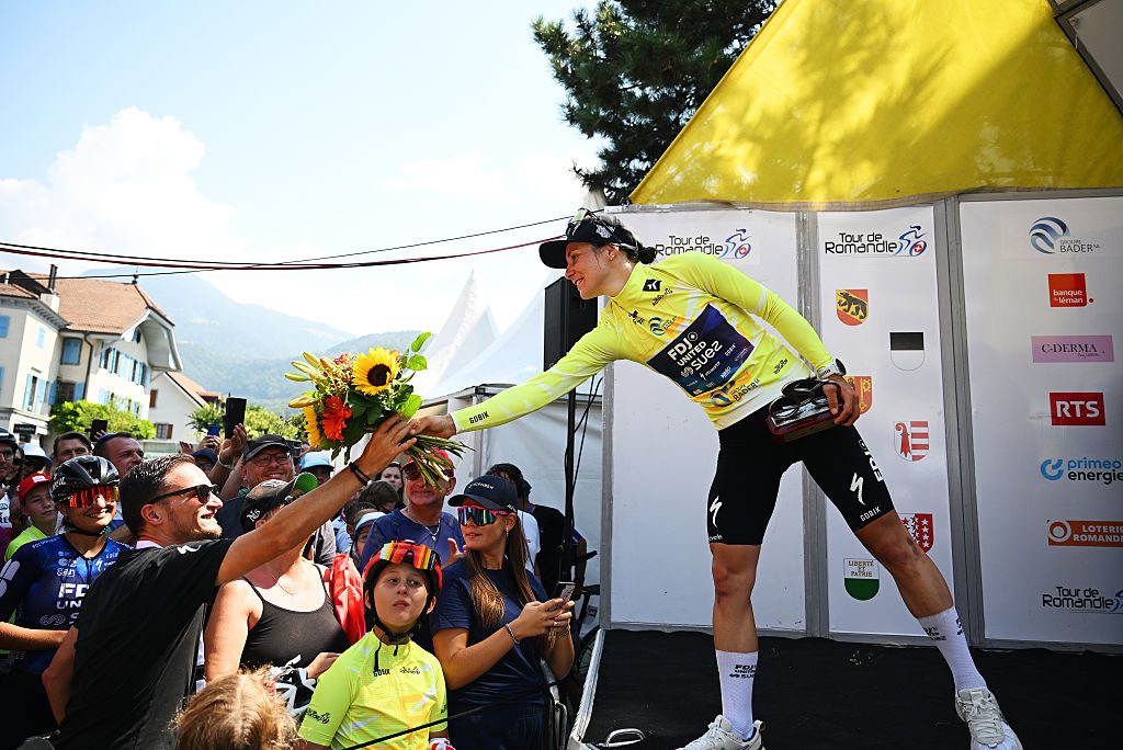 ‘I'm not used to being the leader’ – Elise Chabbey after winning the Tour de Romandie Féminin ‘I'm not used to being the leader’ – Elise Chabbey after winning the Tour de Romandie Féminin