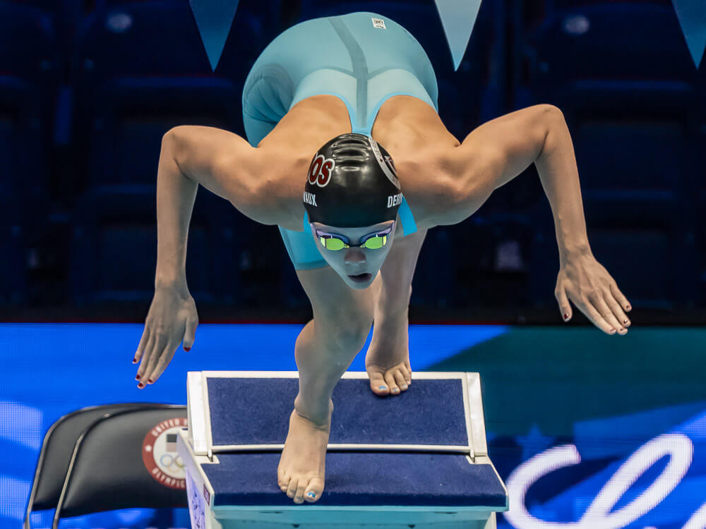 World Junior Championships, Day Two Prelims: Audrey Derivaux Claims Top Seed in 200 Fly; Rylee Erisman Sets Championship Record