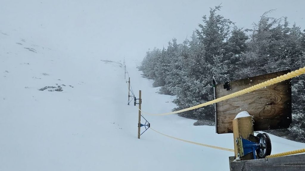 New Zealand Ski Area Opens Rope Tow For The First Time In 30 Years New Zealand Ski Area Opens Rope Tow For The First Time In 30 Years
