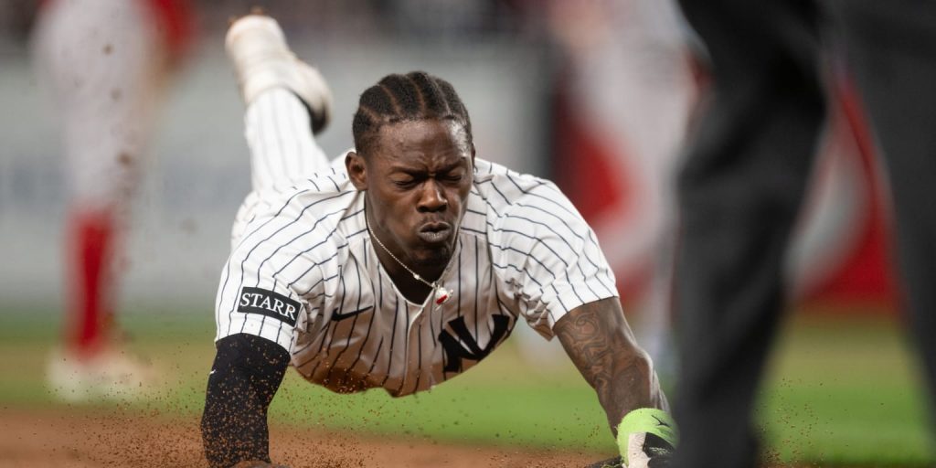 Miscues, missed chances abound as Yankees drop opener to Sox Miscues, missed chances abound as Yankees drop opener to Sox