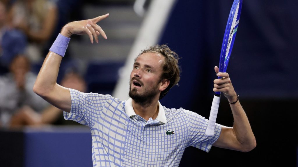 Medvedev’s US Open match delayed by boos after photographer enters court Medvedev’s US Open match delayed by boos after photographer enters court