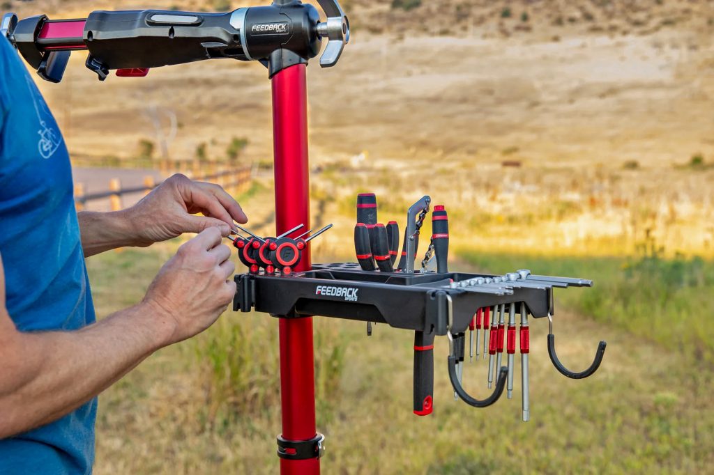 Feedback Snaps 2 New Tool Trays Onto More Portable Work Stands to Keep You Organized
