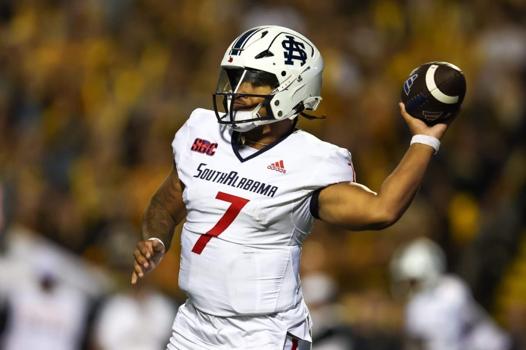 UNC QB Gio Lopez to start vs. TCU in Week 1: 'We call him Magic Johnson' UNC QB Gio Lopez to start vs. TCU in Week 1: 'We call him Magic Johnson'