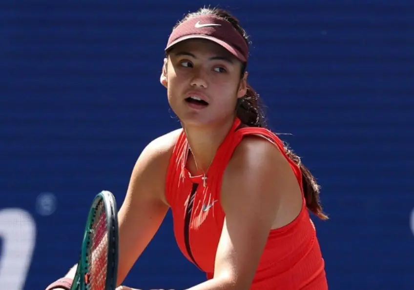 Analyst: Emma Raducanu 'wasn't committed tactically' in brutal loss to Elena Rybakina Analyst: Emma Raducanu 'wasn't committed tactically' in brutal loss to Elena Rybakina