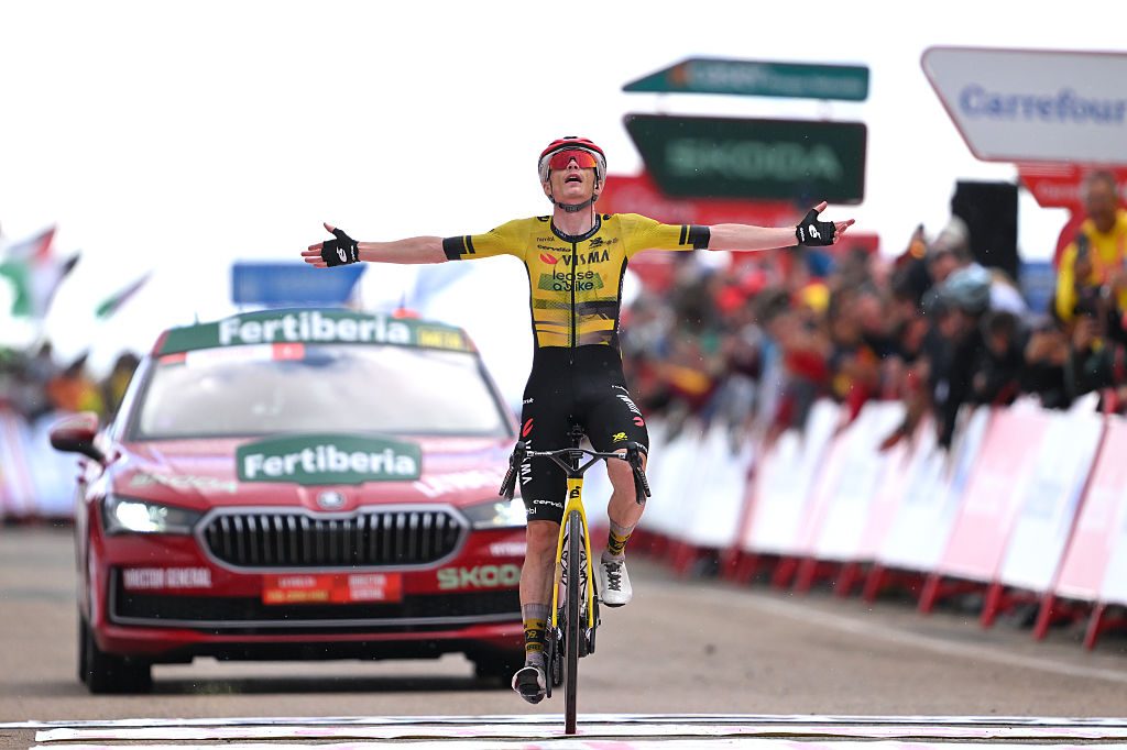 As it happened: GC race ignites on aggressive summit finish to Valdezcaray on stage 9 of the Vuelta a España