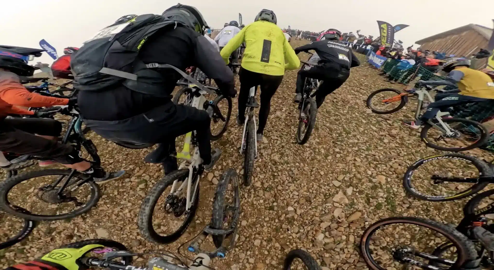 The Chaos of This Mass Start Mountain Bike Race Is Unmatched The Chaos of This Mass Start Mountain Bike Race Is Unmatched