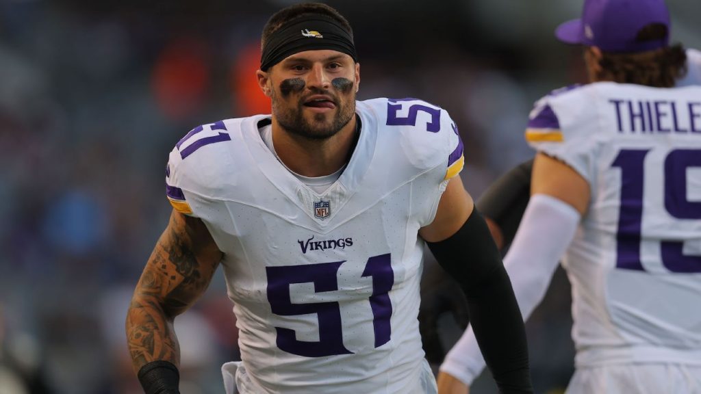 Vikes put defensive signal-caller Cashman on IR
