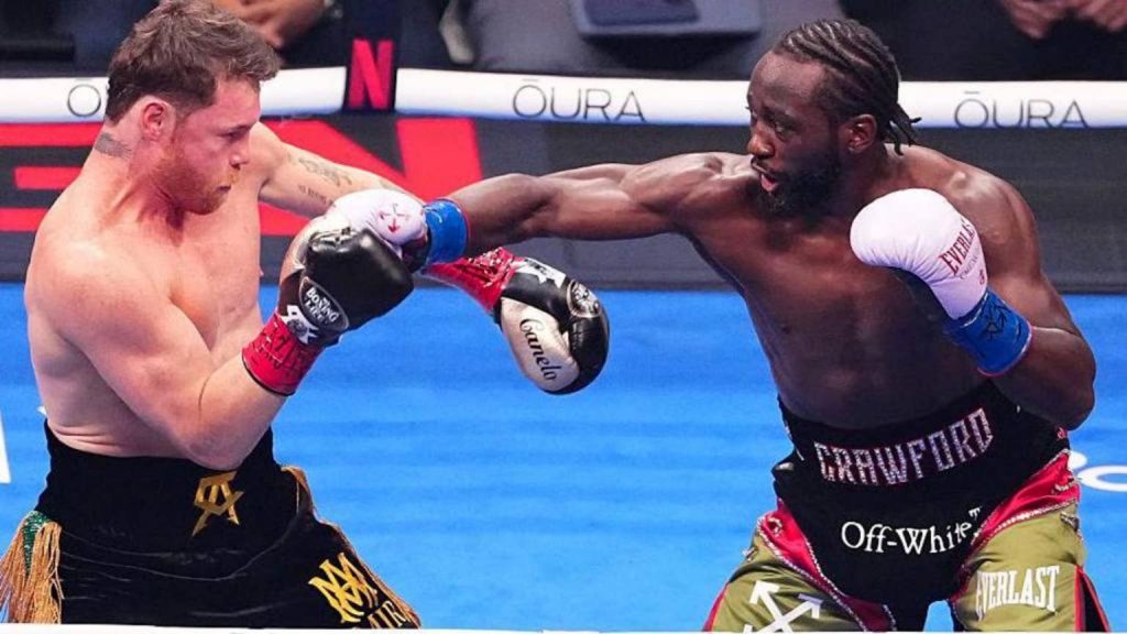 Terence Crawford outboxes Canelo Alvarez on way to unanimous decision
