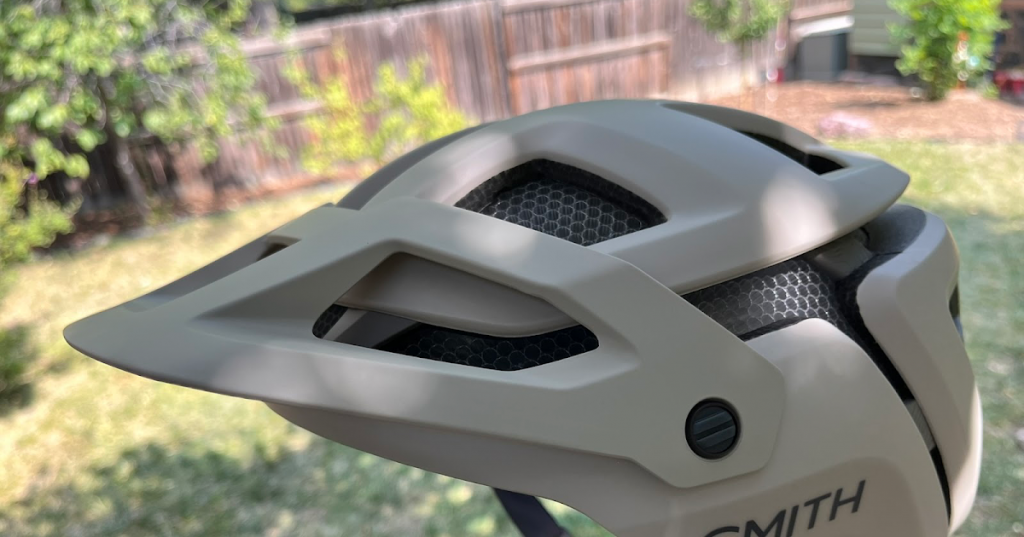 RoadTrailRide: Smith Forefront 3 Mips Mountain Bike Helmet RoadTrailRide: Smith Forefront 3 Mips Mountain Bike Helmet