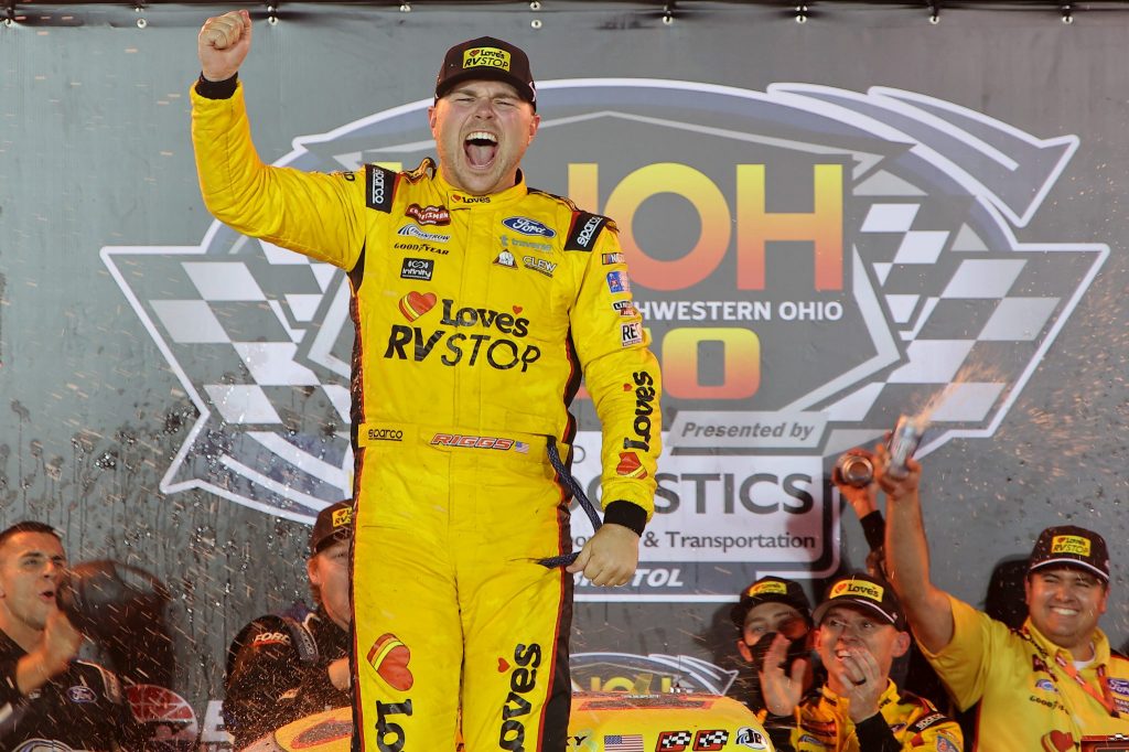 RECAP: Layne Riggs Wins NASCAR Truck Series at Bristol to Advance to Round of 8