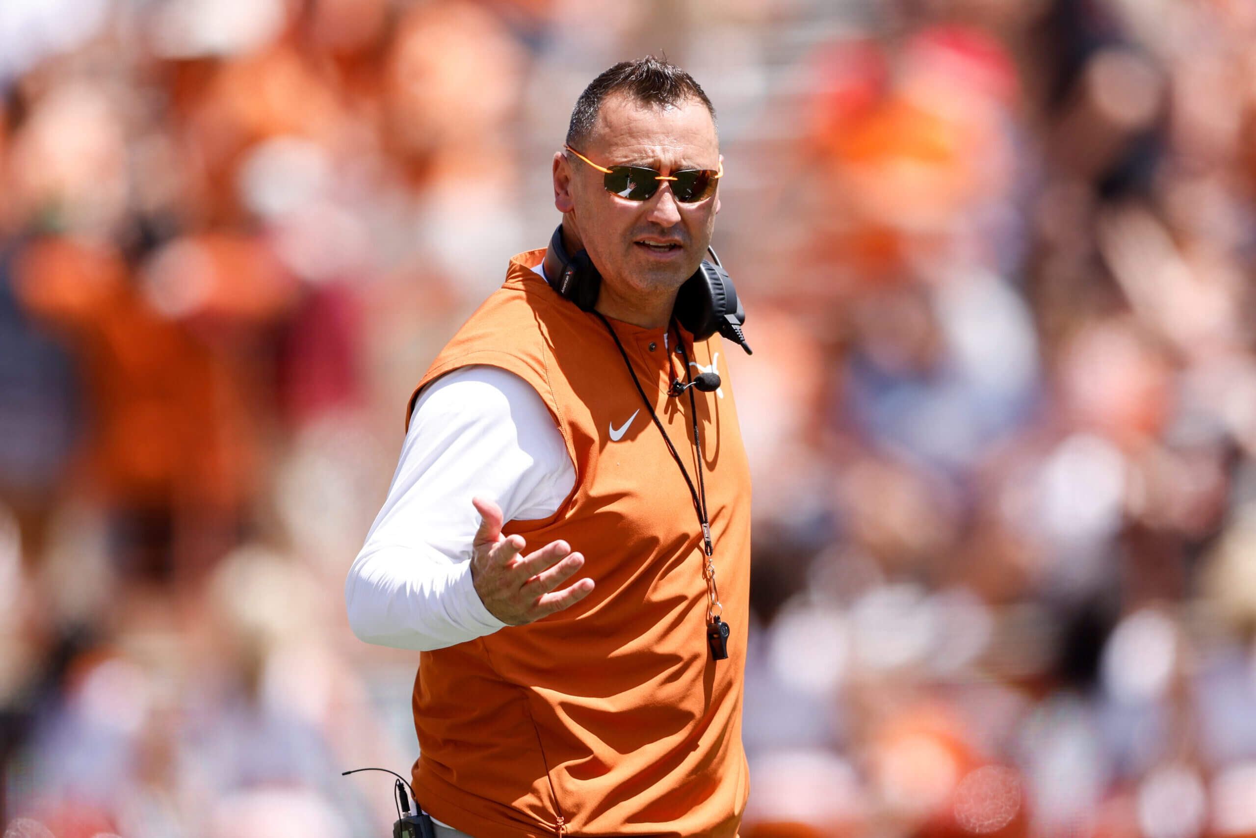 Texas coach Steve Sarkisian to make more than  million per year with new contract extension