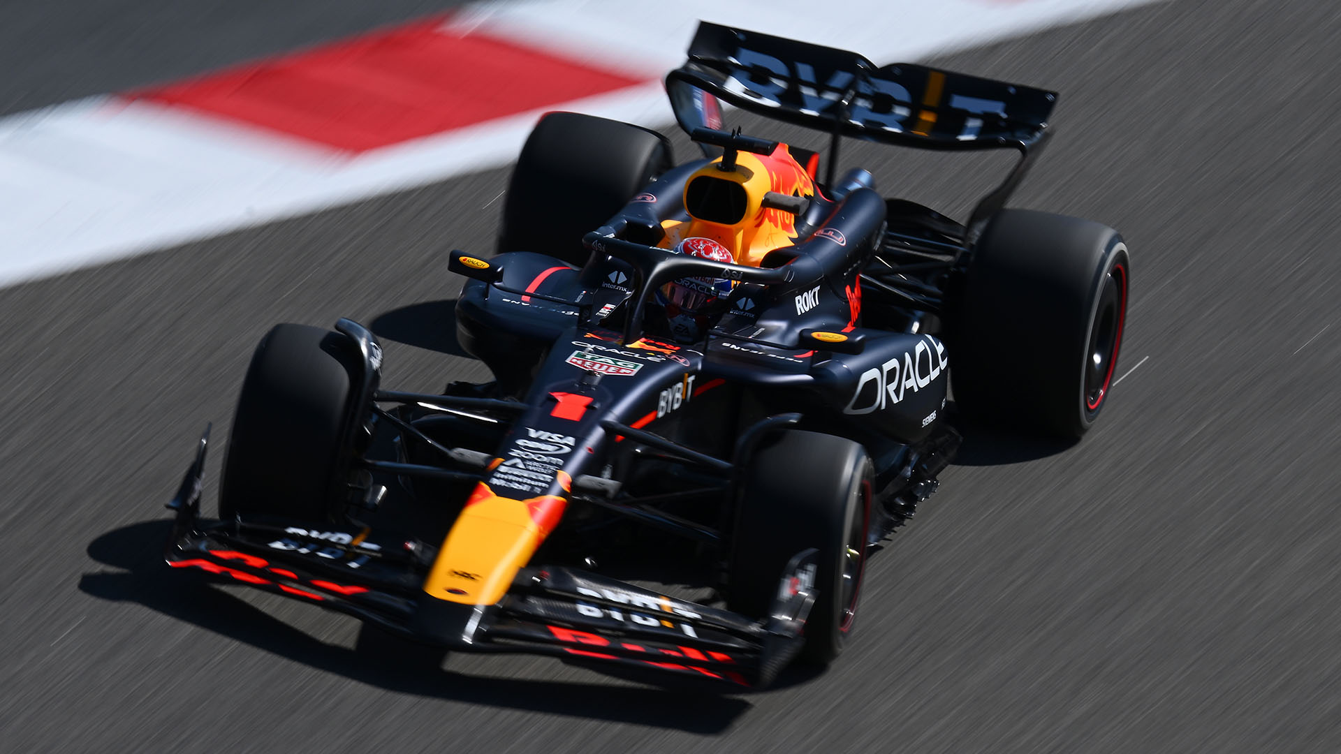 Bahrain F1 test: Verstappen firmly in charge on first day