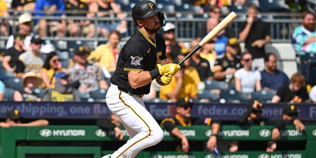 Offensive eruption lifts Pirates to 44th home win, most since 2018 Offensive eruption lifts Pirates to 44th home win, most since 2018