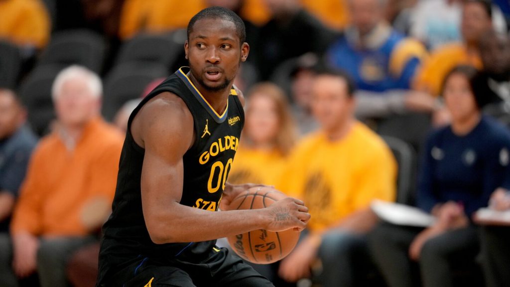 Jonathan Kuminga’s agent says qualifying offer in play, eventual trade out of Golden State likely Jonathan Kuminga’s agent says qualifying offer in play, eventual trade out of Golden State likely