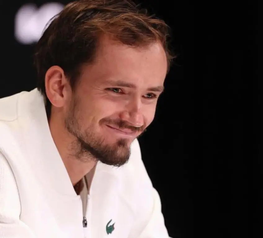 Yevgeny Kafelnikov doubts Medvedev’s commitment to training