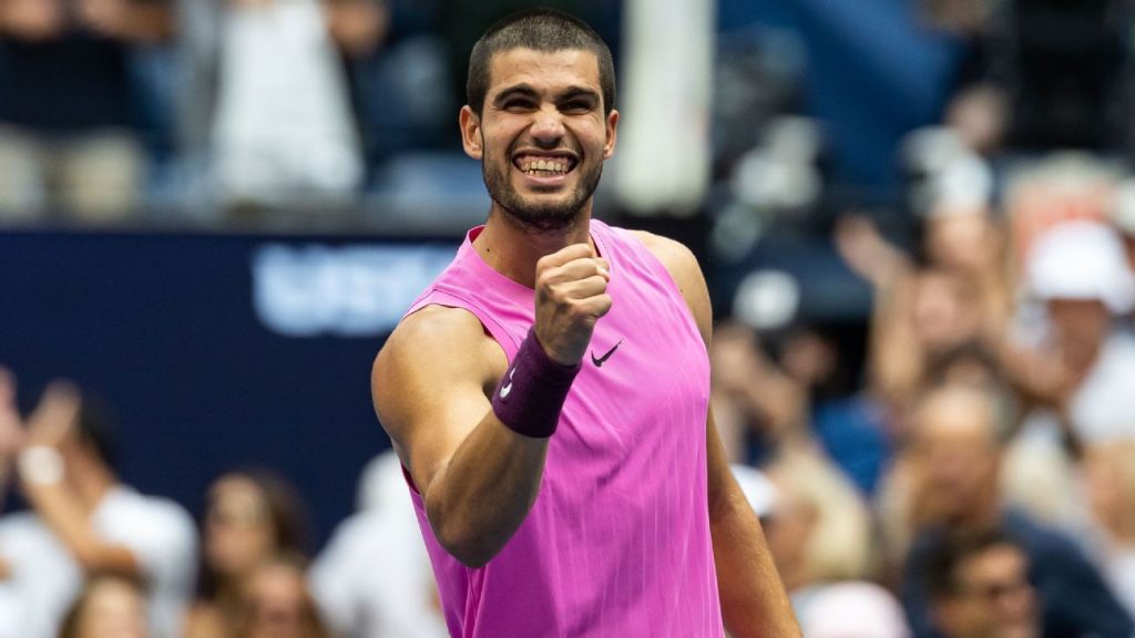 Alcaraz eases into Japan semis over Nakashima