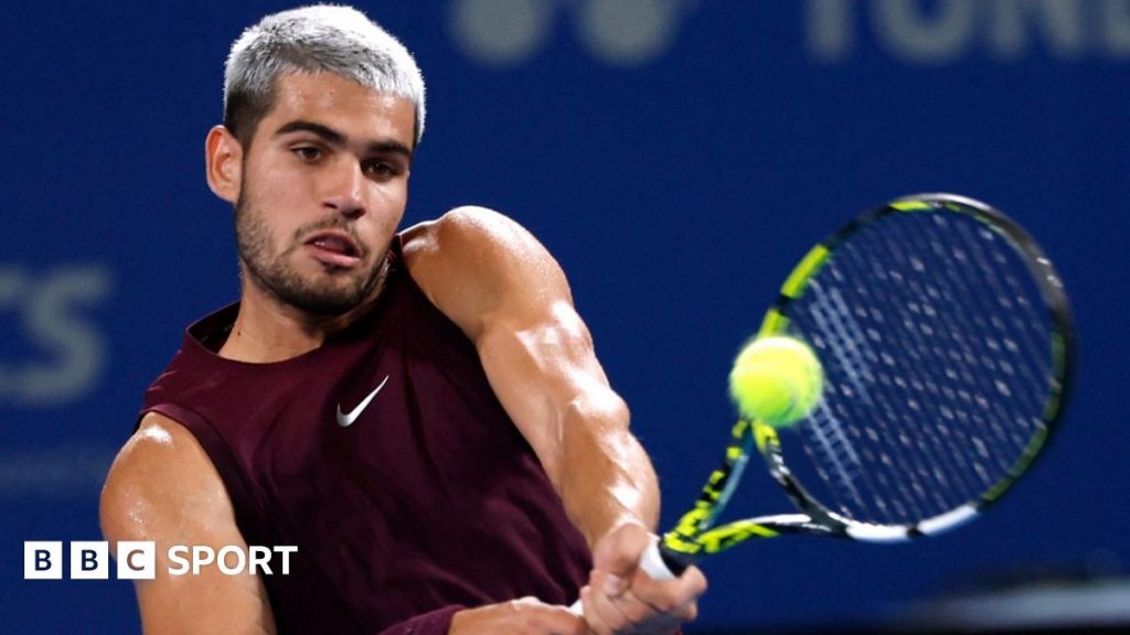Alcaraz into Japan semis as Gauff wins in China