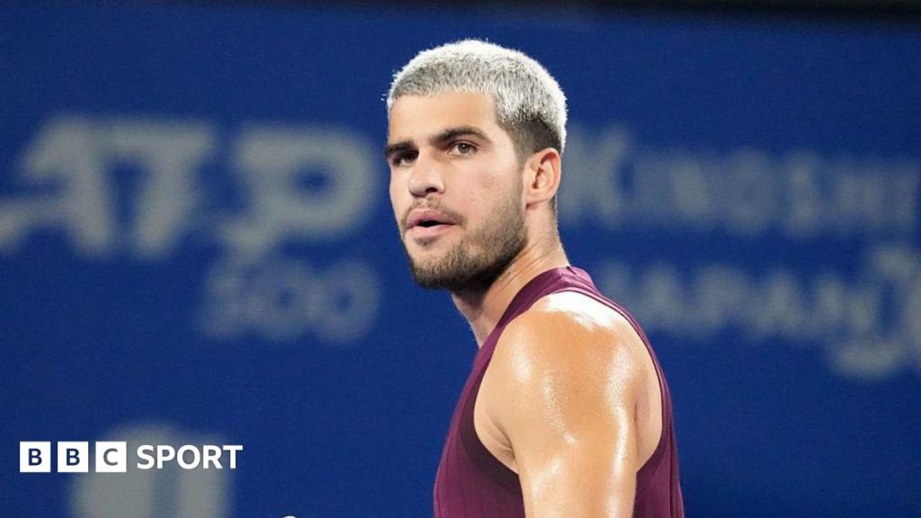 Frustrated Alcaraz survives Ruud scare to reach final