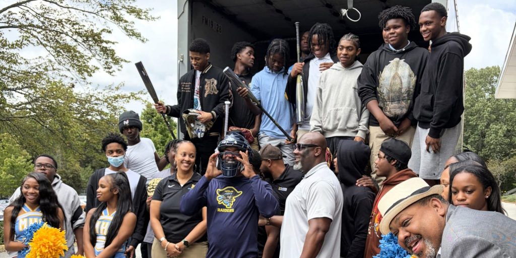 Johnson, Curry create meaningful surprise for alma mater's baseball program Johnson, Curry create meaningful surprise for alma mater's baseball programÂ