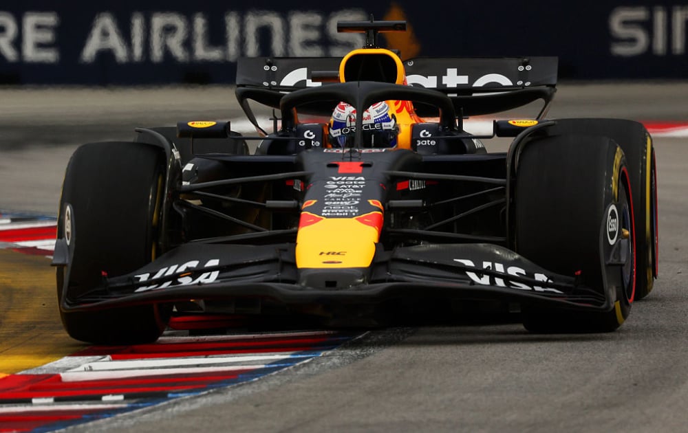 Verstappen fastest in tight final Singapore GP practice